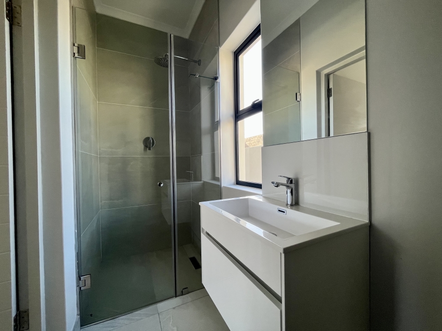 4 Bedroom Property for Sale in Sandown Western Cape